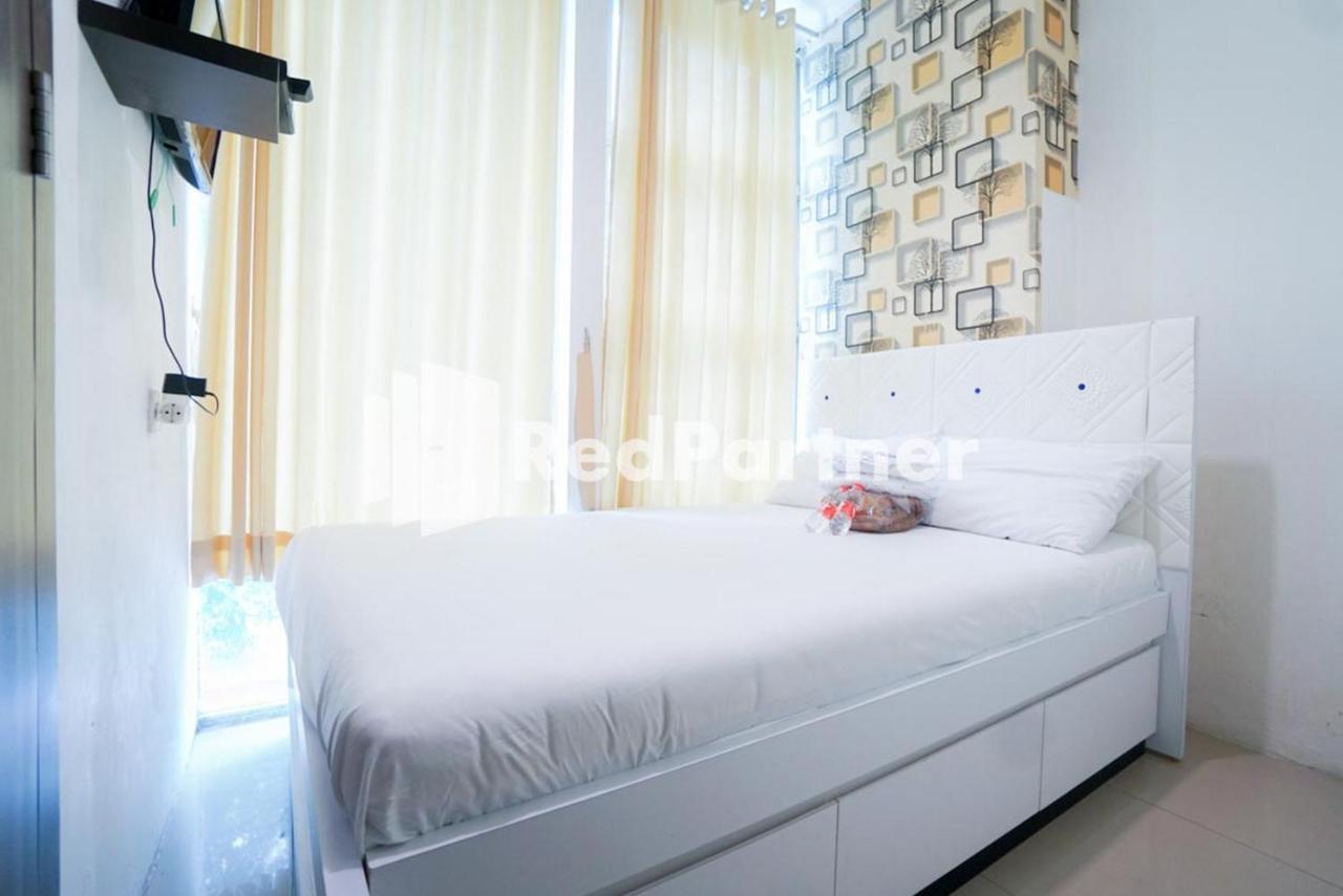 Eascot Hotel Mitra Reddoorz جاكرتا المظهر الخارجي الصورة