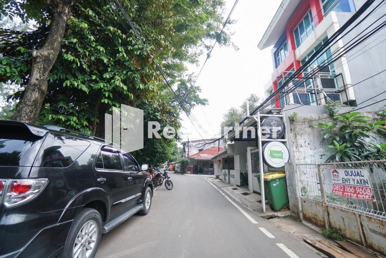 Eascot Hotel Mitra Reddoorz جاكرتا المظهر الخارجي الصورة