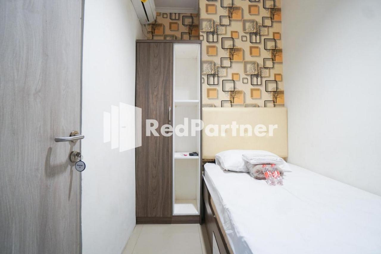 Eascot Hotel Mitra Reddoorz جاكرتا المظهر الخارجي الصورة