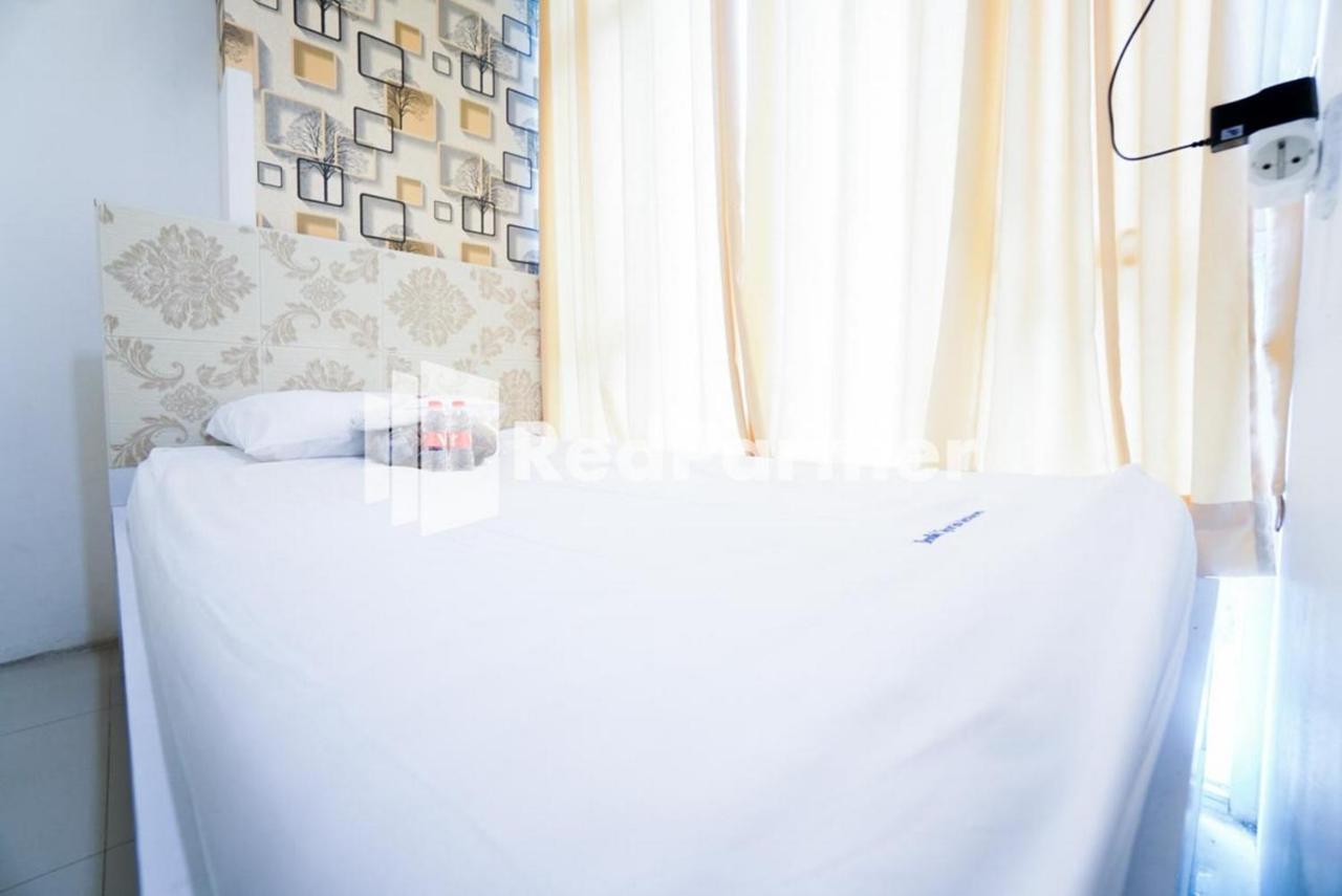 Eascot Hotel Mitra Reddoorz جاكرتا المظهر الخارجي الصورة