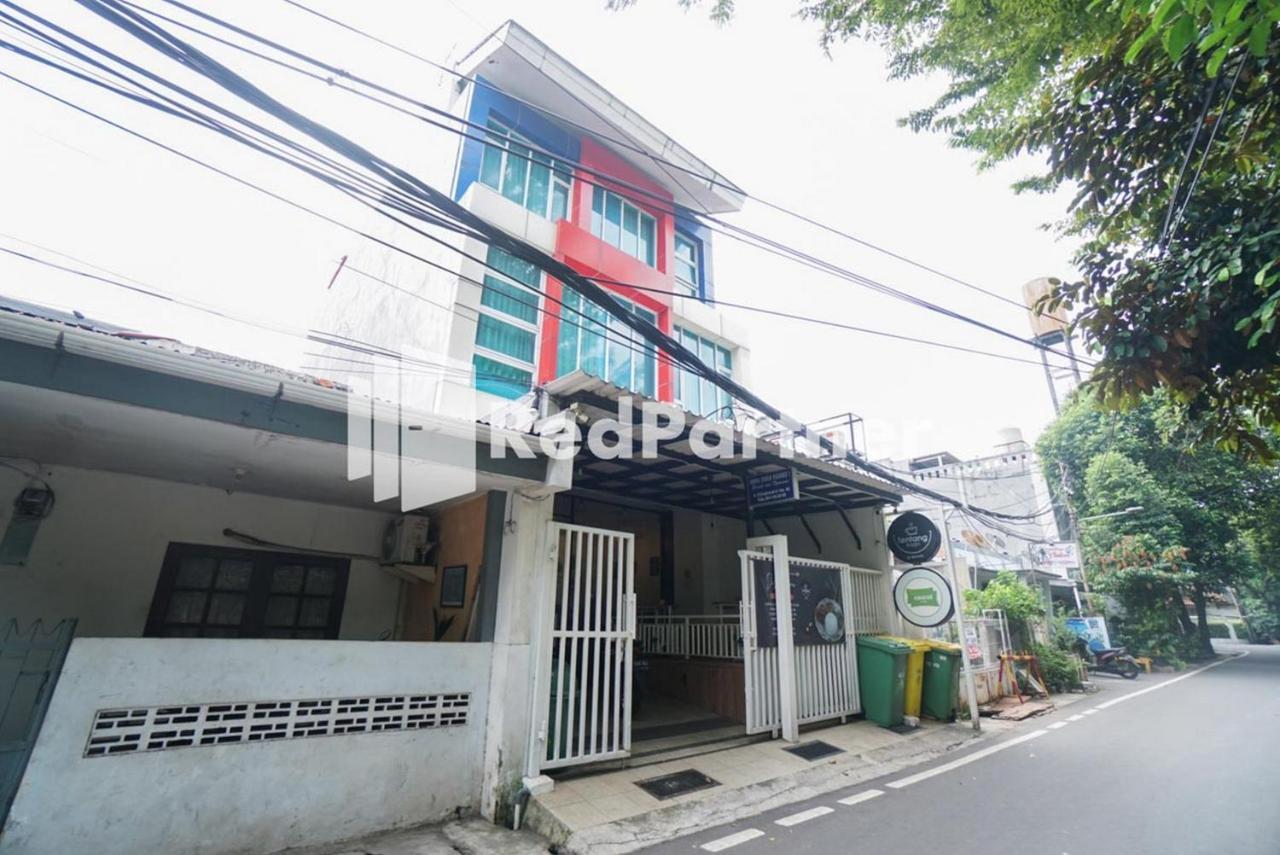 Eascot Hotel Mitra Reddoorz جاكرتا المظهر الخارجي الصورة